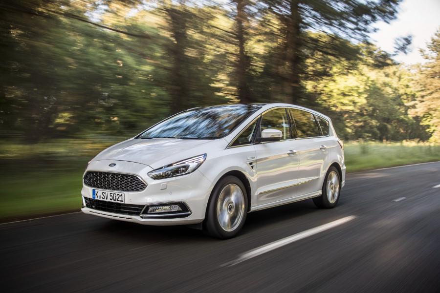  Ford Vignale S-Max 2016 года  (UK) (фото 25 из 25)